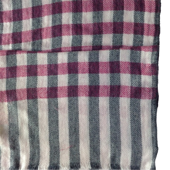 New- Herringbone Pashmina Stroll-Scarf. 35*170 - Picture 2 of 2